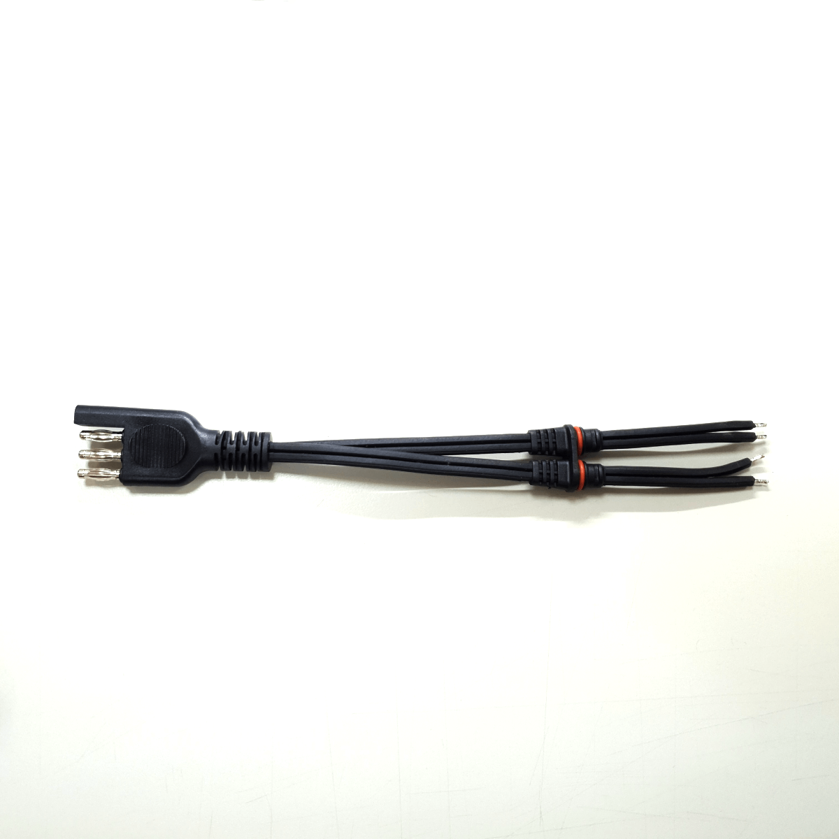 Battery charging system host cable (oil-proof type)